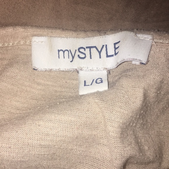 Beige tank top - Picture 3 of 3